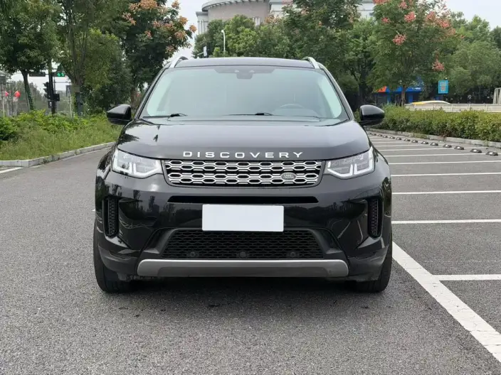 Land Rover Discovery Sport 2022 Model 200PS Family Edition 5 seat – фото 2