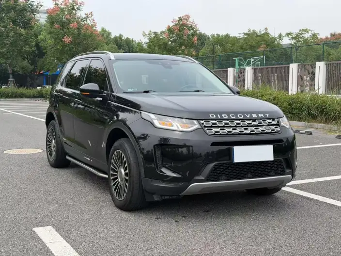 Land Rover Discovery Sport 2022 Model 200PS Family Edition 5 seat – фото 3