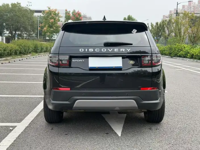 Land Rover Discovery Sport 2022 Model 200PS Family Edition 5 seat – фото 5