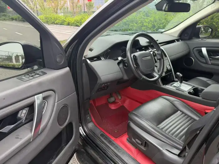 Land Rover Discovery Sport 2022 Model 200PS Family Edition 5 seat – фото 8