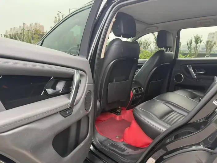 Land Rover Discovery Sport 2022 Model 200PS Family Edition 5 seat – фото 9