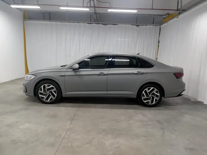 Volkswagen Sagitar 2023 Model 300TSI DSG Beyond Edition – фото 4