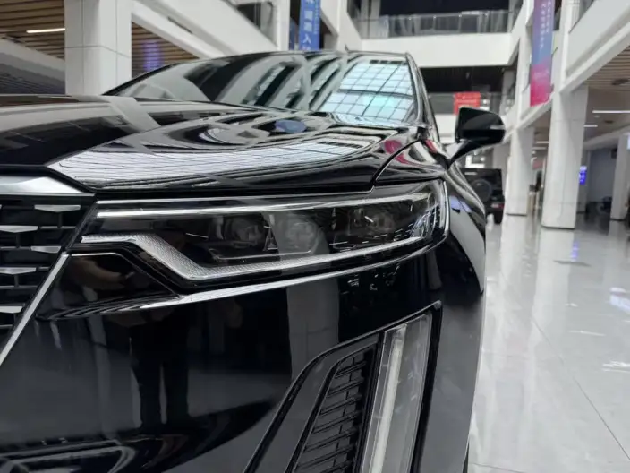 Cadillac XT6 2022 Model 2.0T VII seat 4WD Luxury Model – фото 9