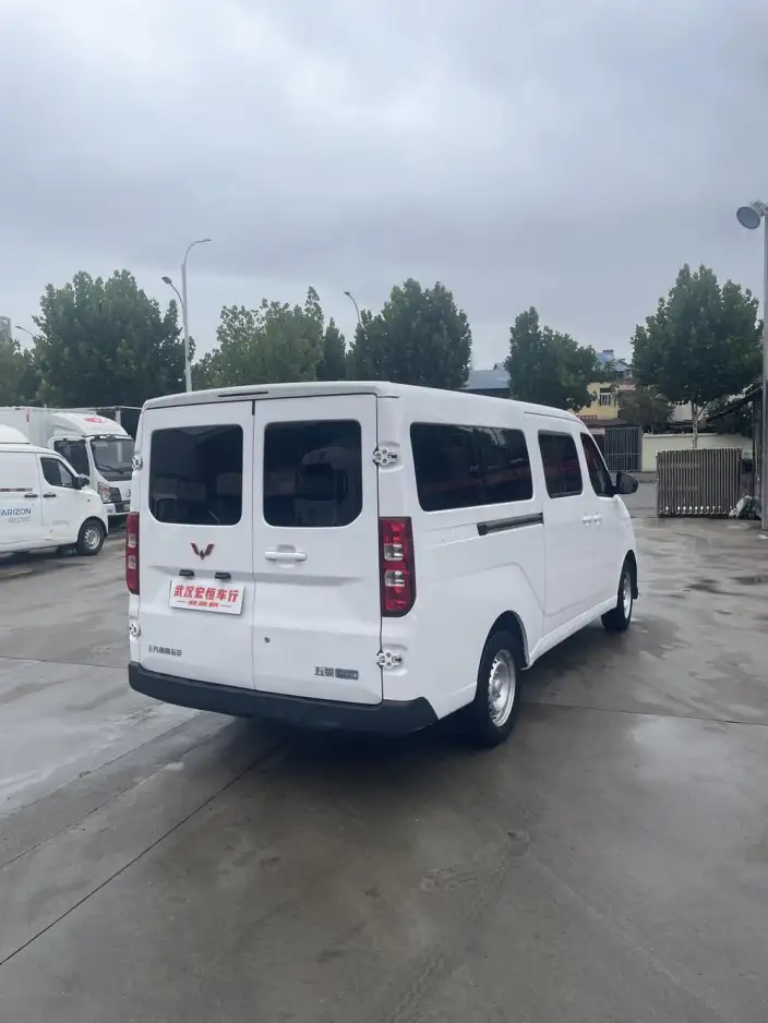 Wuling Yangguang 2024 Model 300km Comfort Model Passenger car Edition 60kW – фото 5