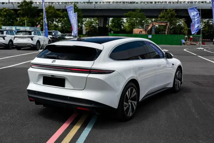 NIO ET5T 2024 Model 75kWh – фото 7