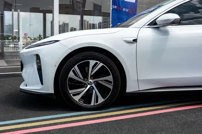 NIO ET5T 2024 Model 75kWh – фото 8