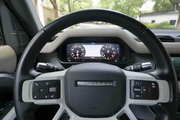 Land Rover Defender 2021 Model 90 P400 X-Dynamic S – фото 10