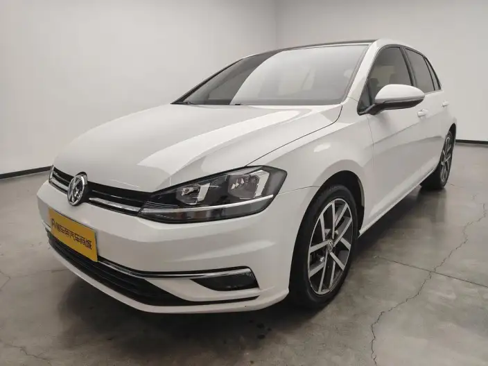 Volkswagen Golf 2020 Model 280TSI DSG Comfort Model – фото 1