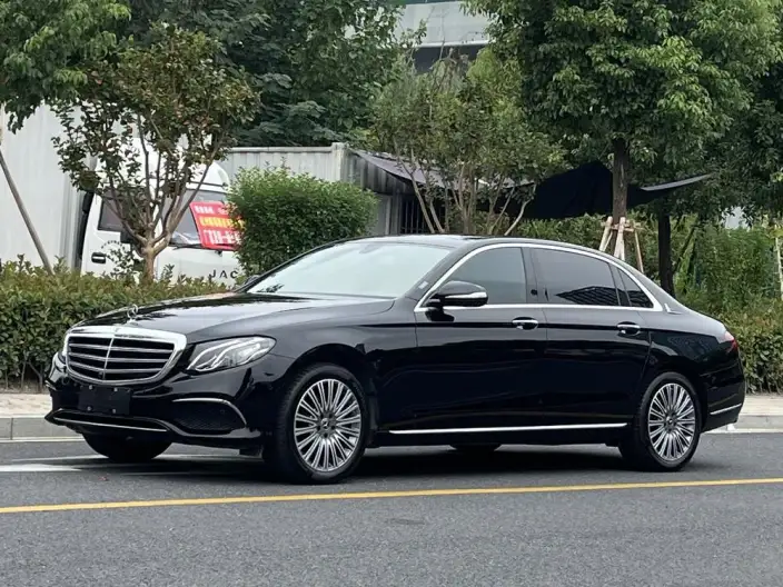 Mercedes-Benz E-Class 2020 Model E 300 L Luxury Model – фото 1