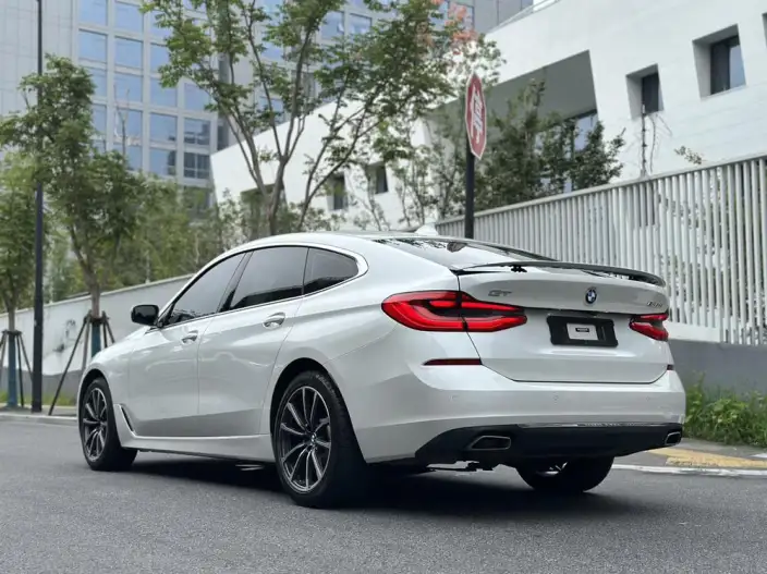 BMW 6 Series GT 2022 Model 630i Luxury Design Set – фото 5