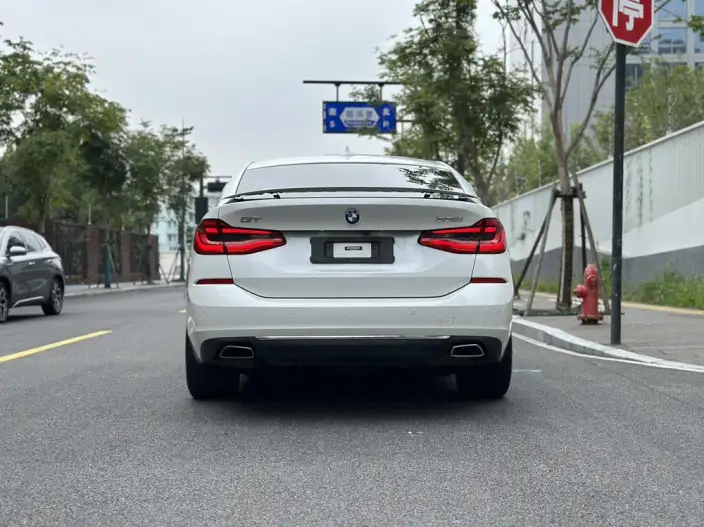 BMW 6 Series GT 2022 Model 630i Luxury Design Set – фото 6