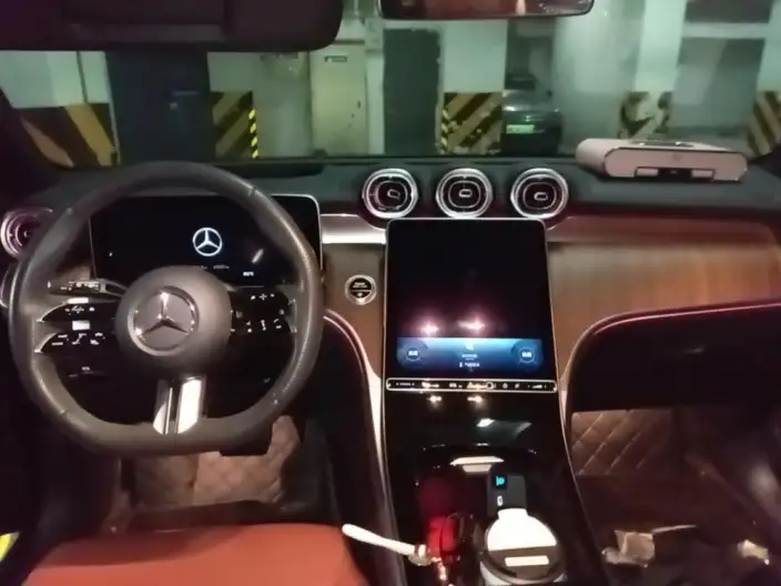 Mercedes-Benz GLC 2023 Model GLC 300 L 4MATIC Dynamic Model 7 seat – фото 5