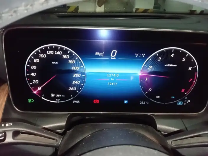 Mercedes-Benz GLC 2023 Model GLC 300 L 4MATIC Dynamic Model 7 seat – фото 6