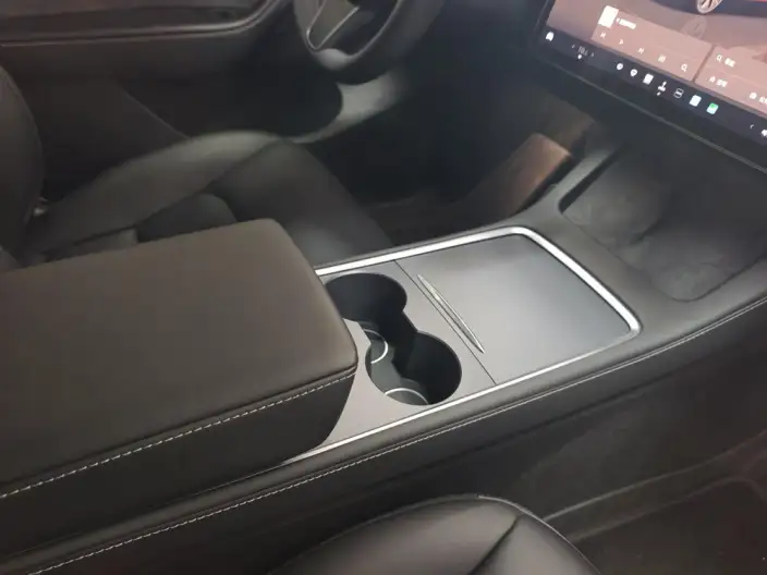 Model Y 2024 Model Rear-wheel drive version – фото 9