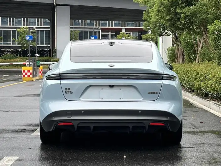 NIO ET5 2022 Model 75kWh – фото 5