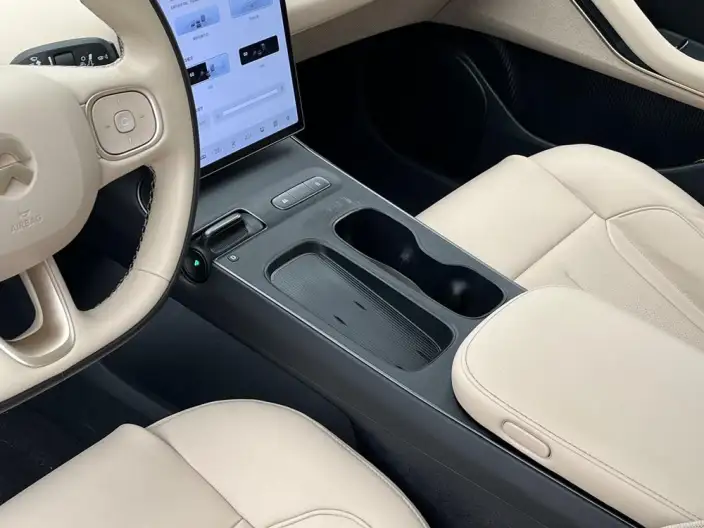 NIO ET5 2022 Model 75kWh – фото 9