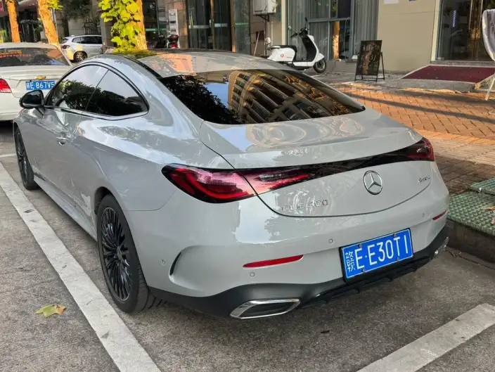 Mercedes-Benz CLE-Class 2024 Model CLE 300 4MATIC Luxury Model Coupe – фото 4