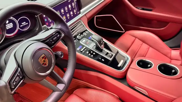 Panamera 2023 Model Panamera 4 Executive Extended Platinum Edition 2.9T – фото 3
