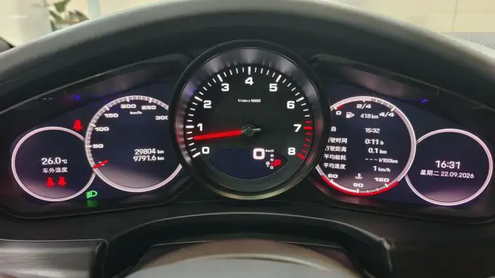 Panamera 2023 Model Panamera 4 Executive Extended Platinum Edition 2.9T – фото 8