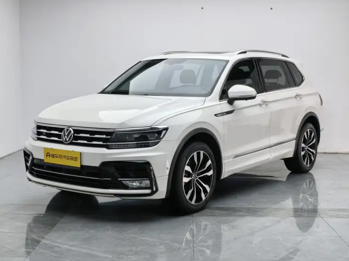 Volkswagen Tiguan L 2021 Model 330TSI Automatic 2WD R-Line Ultimate Edition – фото 1