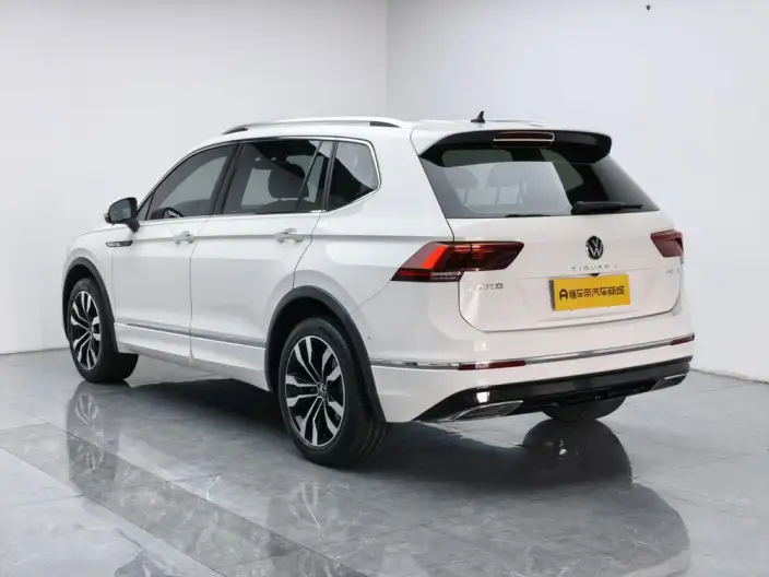 Volkswagen Tiguan L 2021 Model 330TSI Automatic 2WD R-Line Ultimate Edition – фото 5