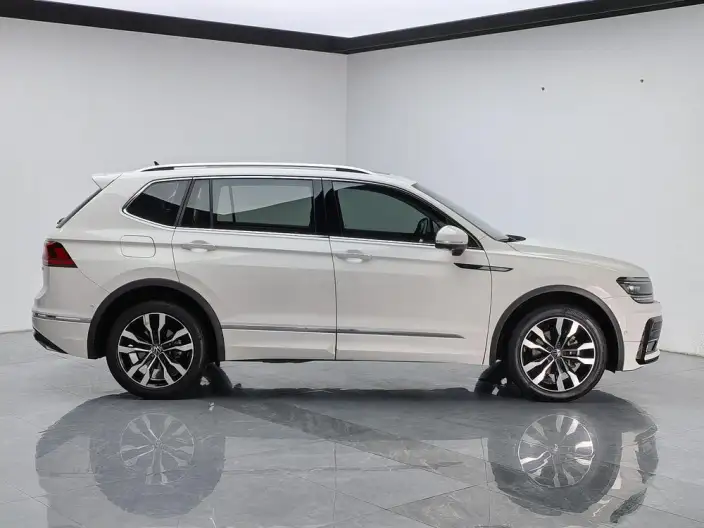 Volkswagen Tiguan L 2021 Model 330TSI Automatic 2WD R-Line Ultimate Edition – фото 8
