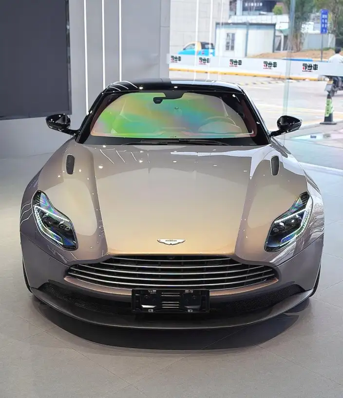Aston Martin DB11 2022 Model 4.0T V8 Coupe