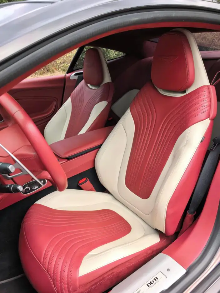 Aston Martin DB11 2022 Model 4.0T V8 Coupe – фото 7