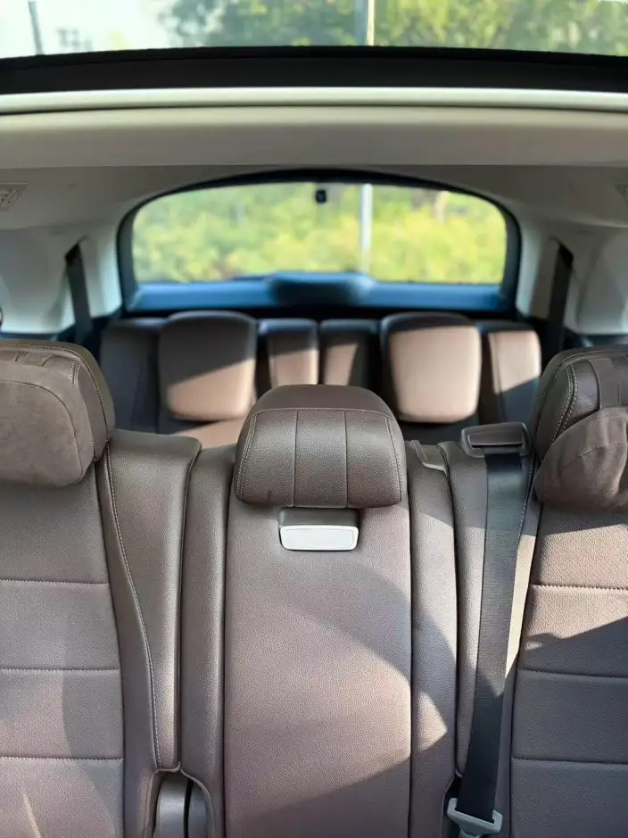 Mercedes-Benz GLS 2023 Model GLS 450 4MATIC Fashion Model – фото 7