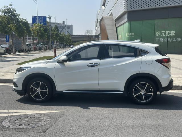 Honda Vezel 2020 220TURBO CVT Luxury – фото 4