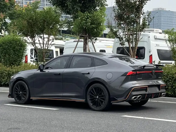 Changan UNI-V 2022 Model 1.5T Sports Edition – фото 4