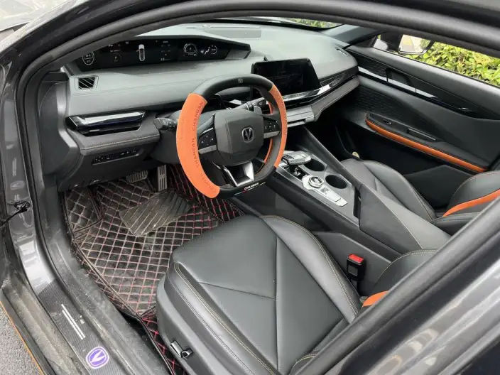 Changan UNI-V 2022 Model 1.5T Sports Edition – фото 6