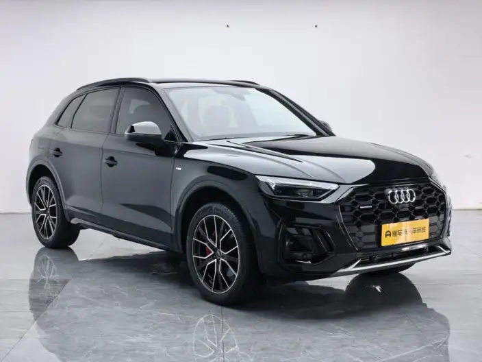 Audi Q5L 2026 Model quattro 45th Anniversary Collector Edition Edition 45TFSI Luxury Dynamic Model – фото 3