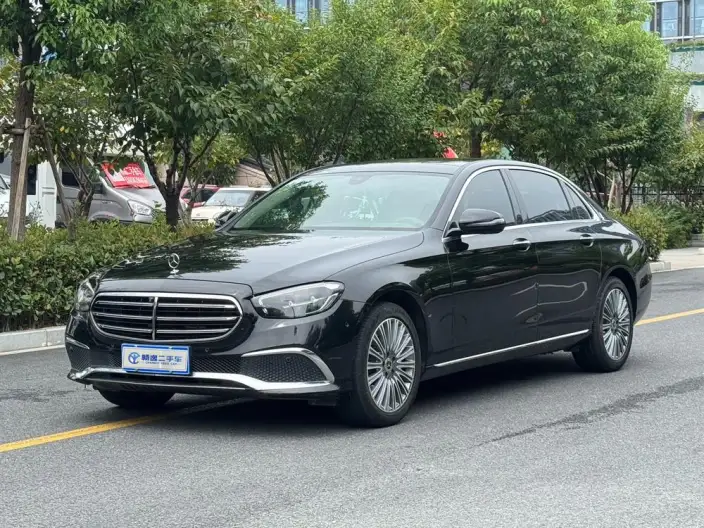 Mercedes-Benz E-Class 2021 Model E 300 L Fashion Model sedan – фото 1