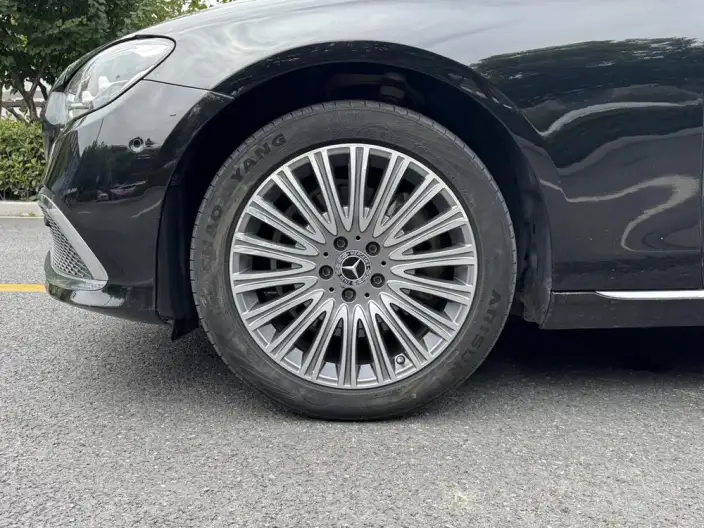 Mercedes-Benz E-Class 2021 Model E 300 L Fashion Model sedan – фото 10