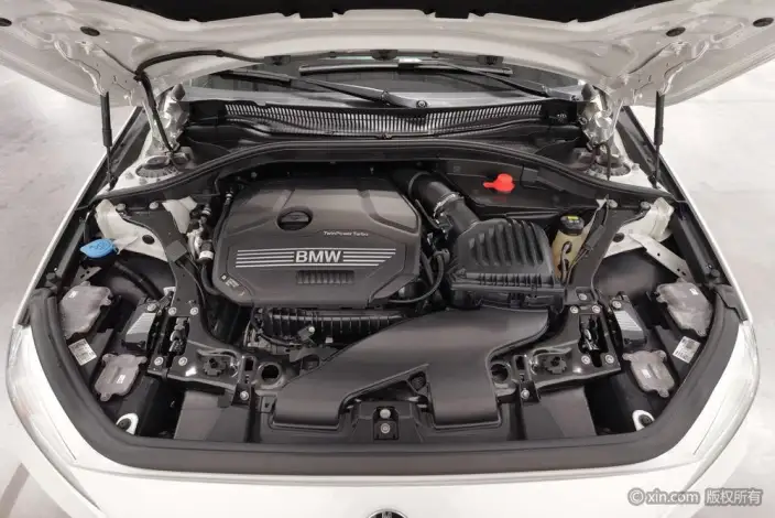 BMW 1 Series 2020 Model 120i M Sports Set – фото 5