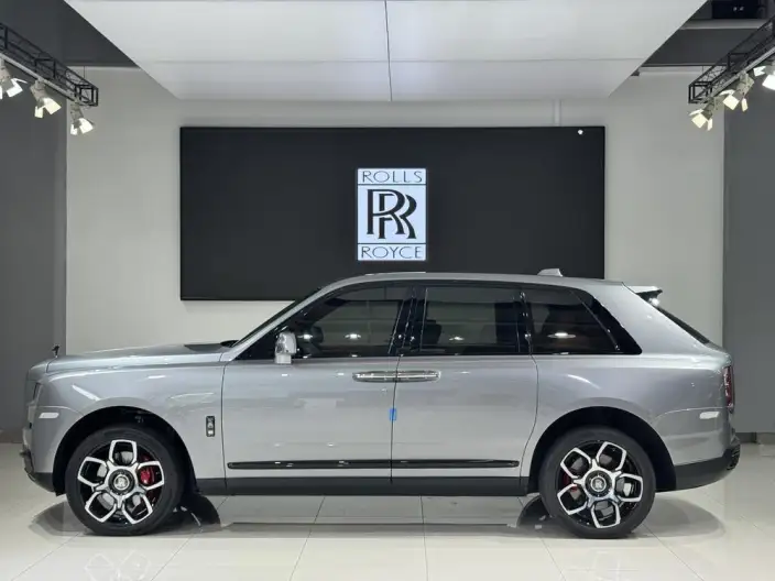 Cullinan 2020 Model Black Badge