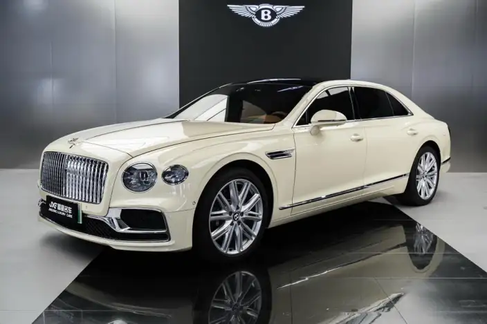 Bentley Flying Spur 2022 Model Hybrid – фото 1