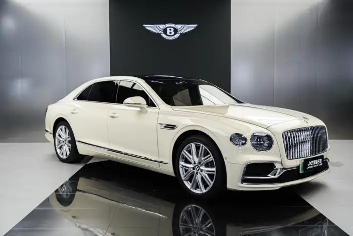 Bentley Flying Spur 2022 Model Hybrid – фото 3