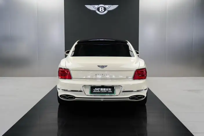 Bentley Flying Spur 2022 Model Hybrid – фото 6