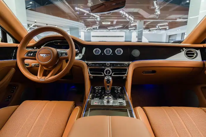 Bentley Flying Spur 2022 Model Hybrid – фото 8
