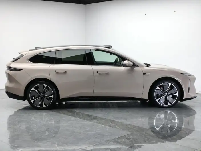 NIO ET5T 2025 Model 75kWh – фото 8