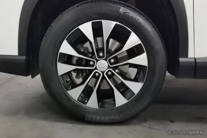 Baojun 530 2020 Model 1.5T Manual Luxury Model 5 seat – фото 10