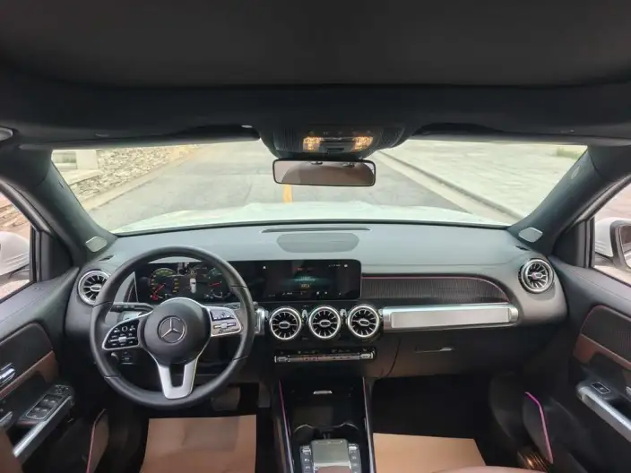 Mercedes-Benz GLB 2020 Model GLB 200 Dynamic Model – фото 7