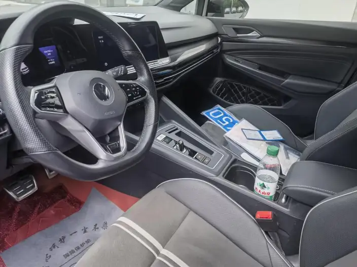 Volkswagen Golf 2021 Model 280TSI DSG Pro First Edition Edition – фото 7