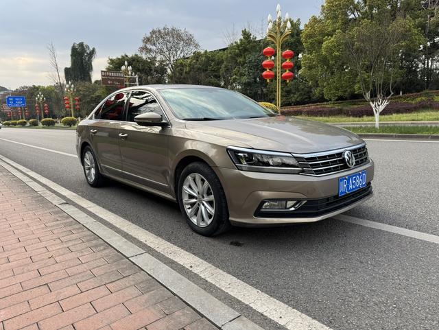 Volkswagen Passat 2017 330TSI DSG Prestige – фото 3