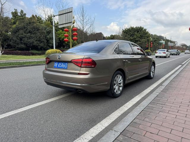 Volkswagen Passat 2017 330TSI DSG Prestige – фото 5