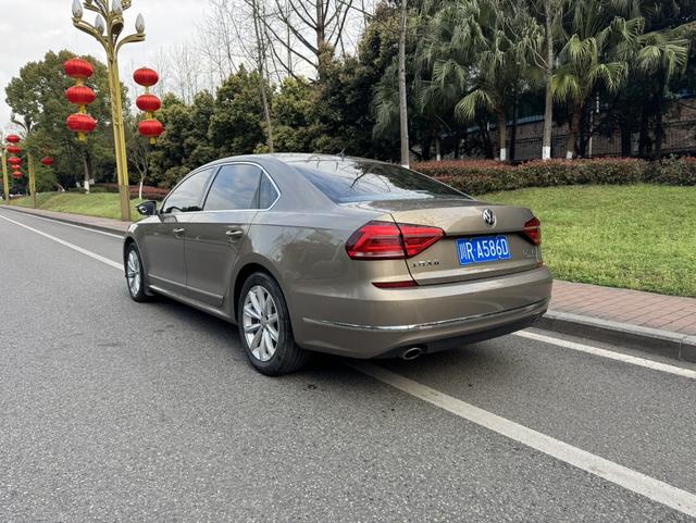 Volkswagen Passat 2017 330TSI DSG Prestige – фото 7
