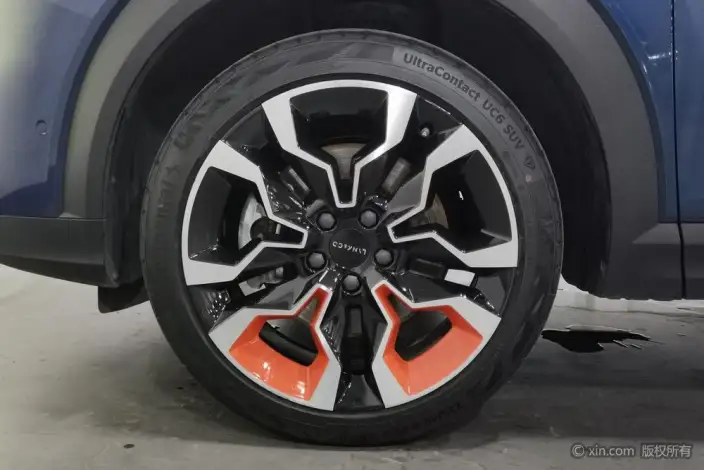 Lynk & Co 06 2020 Model 1.5T Shine Halo – фото 8