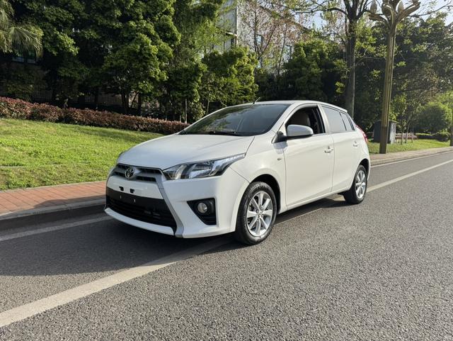 Toyota YARIS L Vios 2014 модификация 1.5GS автоматическое Rapid движение Edition – фото 1